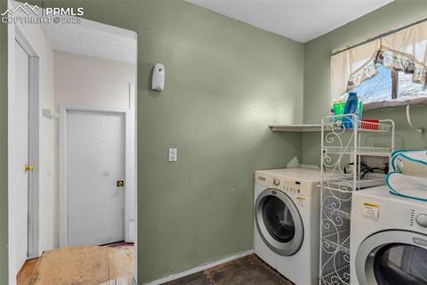 Tiny photo for 290 Field Avenue, Canon City, CO 81212 (MLS # 9937548)