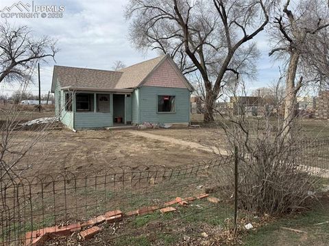 Photo of 2617 N Santa Fe Avenue, Pueblo, CO 81003 (MLS # 1832858)