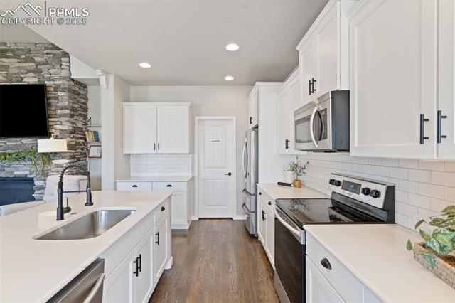 1027 Barbaro Terrace