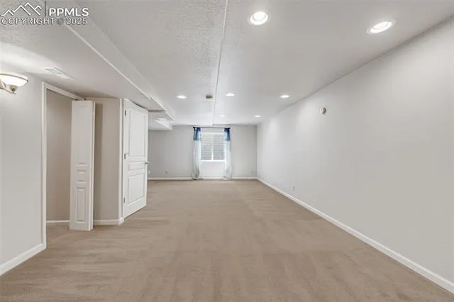 Colorado Springs, Colorado 80927, United States, 4 Bedrooms Bedrooms, ,3 BathroomsBathrooms,Residential,Active,137921