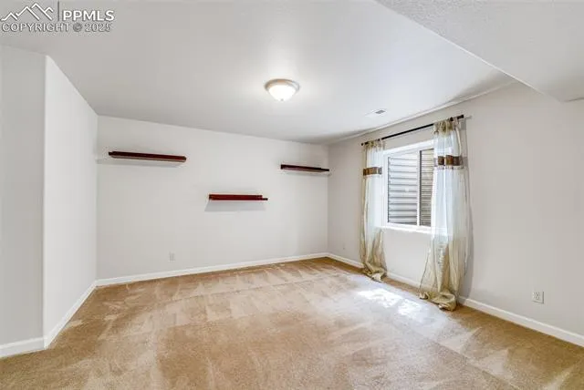 Colorado Springs, Colorado 80927, United States, 4 Bedrooms Bedrooms, ,3 BathroomsBathrooms,Residential,Active,137921