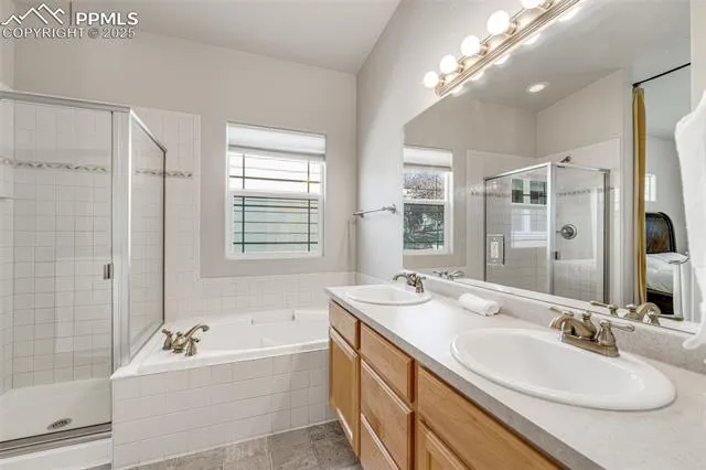 Colorado Springs, Colorado 80927, United States, 4 Bedrooms Bedrooms, ,3 BathroomsBathrooms,Residential,Active,137921