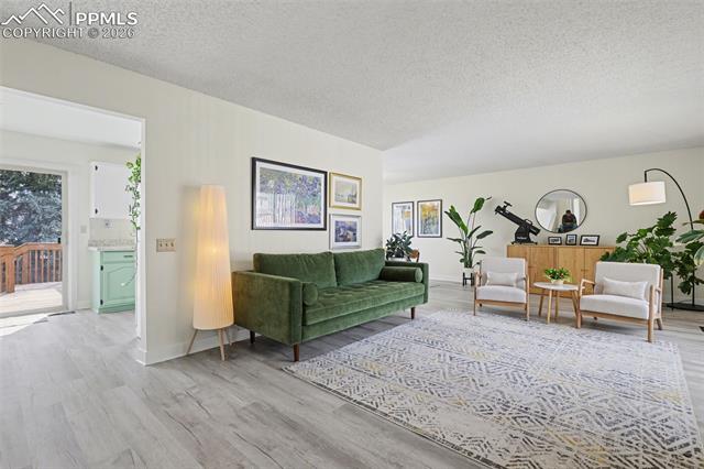 3235 Blue Mountain Way