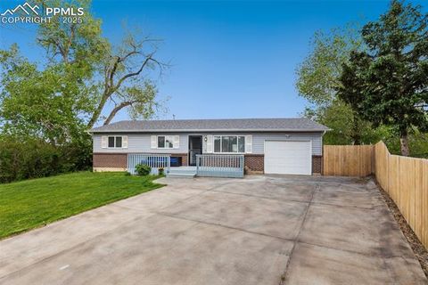 1878 Pepperwood Place Colorado Springs CO 80910