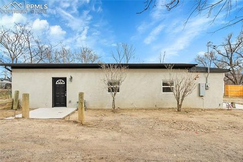 Photo of 1710 E Ash Street, Pueblo, CO 81001 (MLS # 8703973)