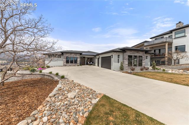 1230 Kelso Place