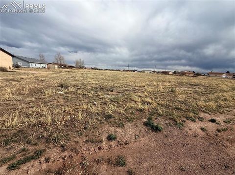 Photo of 559 E Platteville Boulevard, Pueblo, CO 81007 (MLS # 5085864)