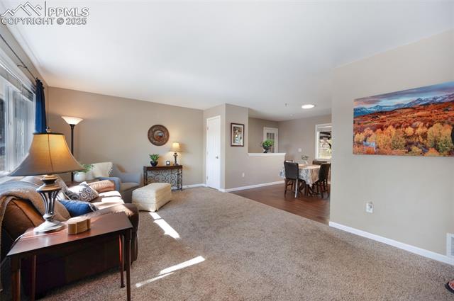 5470 Mira Loma Circle