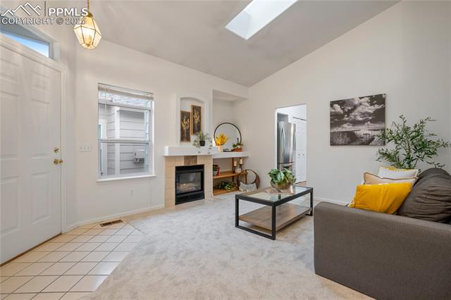 1020 Samuel Point