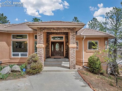 Photo of 1205 Oakmoor Heights, Colorado Springs, CO 80906 (MLS # 3551205)