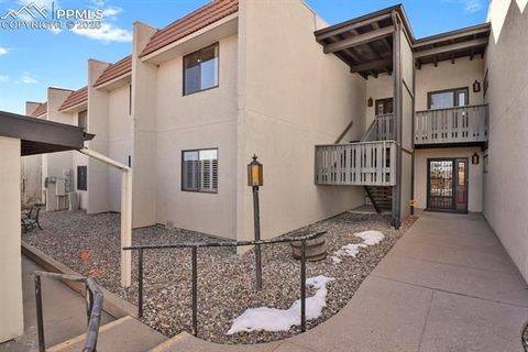 Photo of 910 Fontmore Road #D, Colorado Springs, CO 80908 (MLS # 6334231)
