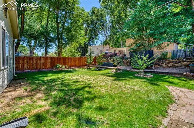 Canon City, Colorado 81212, United States, 3 Bedrooms Bedrooms, ,2 BathroomsBathrooms,Residential,Active,155209