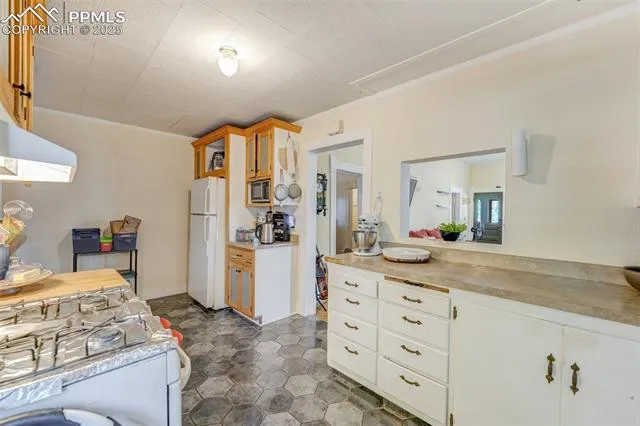 Canon City, Colorado 81212, United States, 3 Bedrooms Bedrooms, ,2 BathroomsBathrooms,Residential,Active,155209