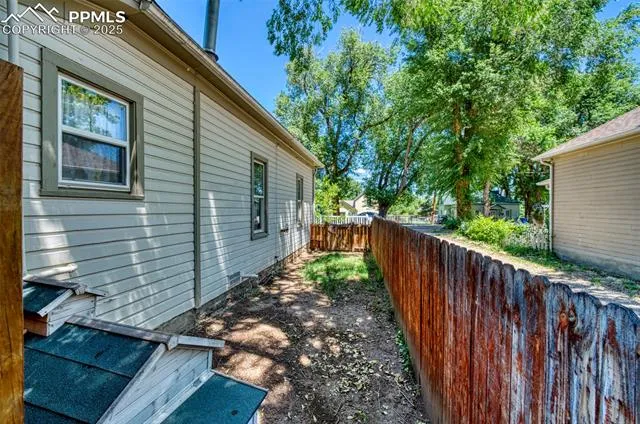 Canon City, Colorado 81212, United States, 3 Bedrooms Bedrooms, ,2 BathroomsBathrooms,Residential,Active,155209