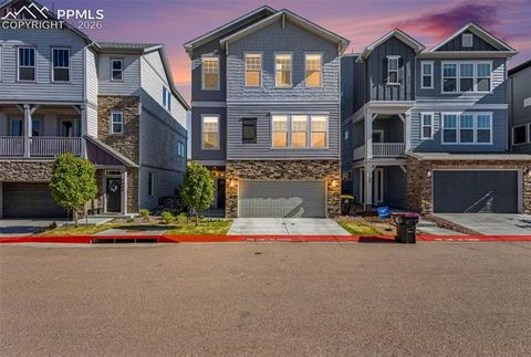 Photo of 4674 Peak Crest View, Colorado Springs, CO 80918 (MLS # 8173595)
