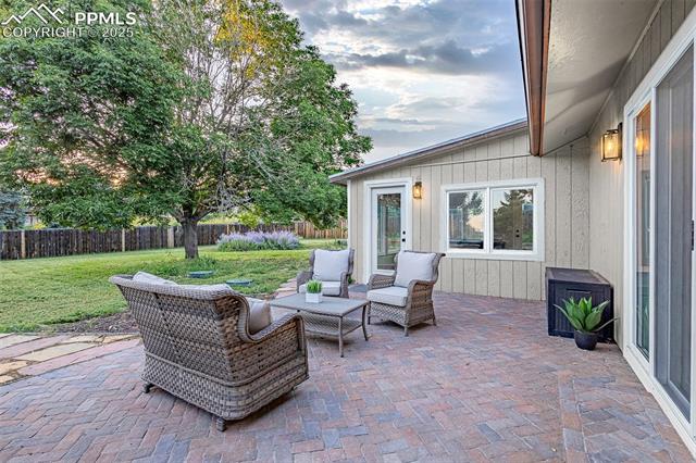 5050 Turquoise Drive