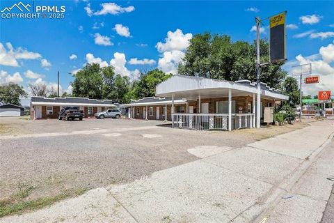 2605 Lake Avenue Pueblo CO 81004
