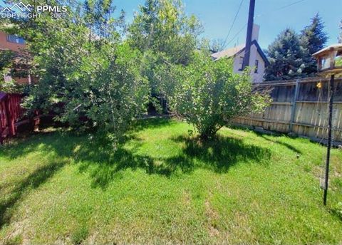 Tiny photo for 2011 N Greenwood Street, Pueblo, CO 81003 (MLS # 1511637)
