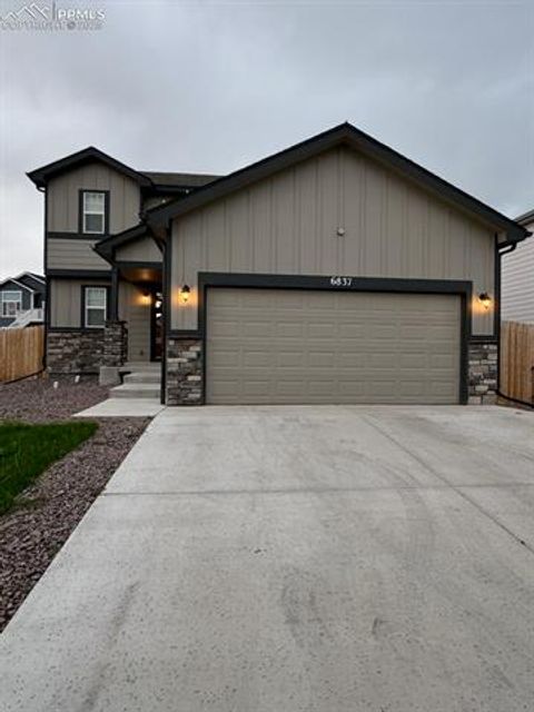 Photo of 6837 Volga Drive, Colorado Springs, CO 80925 (MLS # 2983306) Photo of 6837 Volga Drive, Colorado Springs, CO 80925 (MLS # 2983306)
