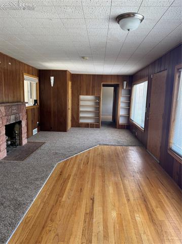 1424 Acacia Drive