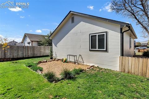 Tiny photo for 1435 Crippen Court, Colorado Springs, CO 80916 (MLS # 9674912)