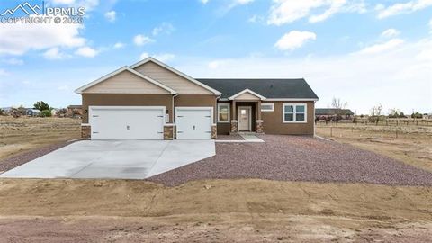 Photo of 353 S Ashford Drive, Pueblo, CO 81007 (MLS # 7363336)