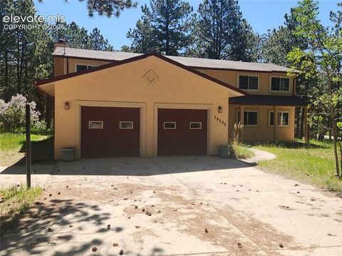 Photo of 19295 Rim Of The World Drive, Monument, CO 80132 (MLS # 8602016)