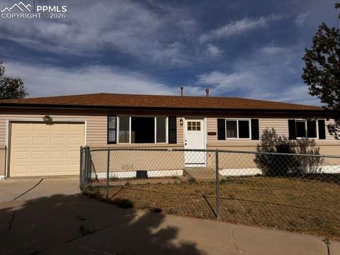 Tiny photo for 4210 College View Drive, Colorado Springs, CO 80906 (MLS # 1513765)