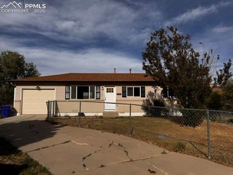 Photo of 4210 College View Drive, Colorado Springs, CO 80906 (MLS # 1513765)