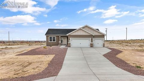 Photo of 916 E Platteville Boulevard, Pueblo, CO 81007 (MLS # 2834740)