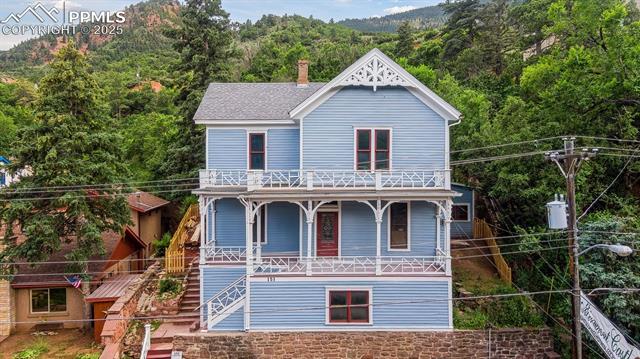151 Ruxton Avenue