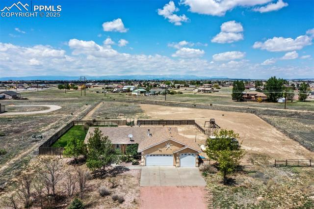 935 W Camino Pablo Court