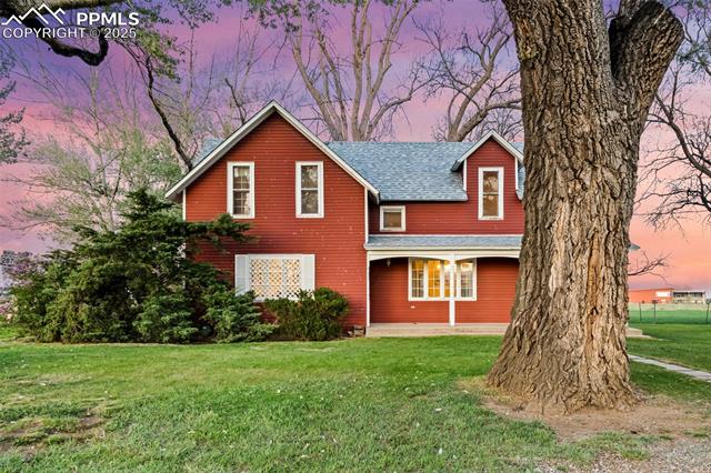 1805 W County Road 8