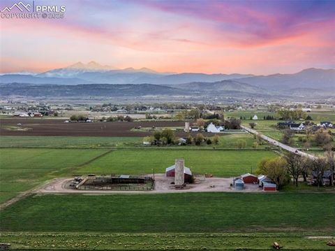 Photo of 1805 W County Road 8, Berthoud, CO 80513 (MLS # 5565887) Photo of 1805 W County Road 8, Berthoud, CO 80513 (MLS # 5565887)
