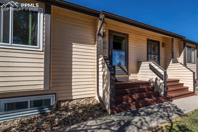 4545 Lamplighter Circle