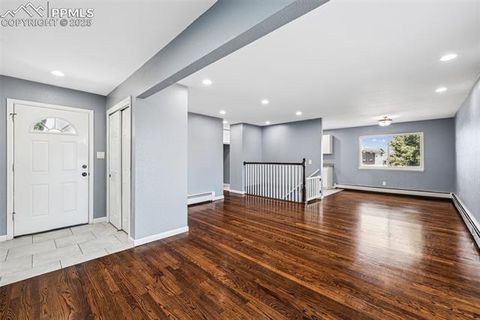 Tiny photo for 547 Loomis Avenue, Colorado Springs, CO 80906 (MLS # 1070561)
