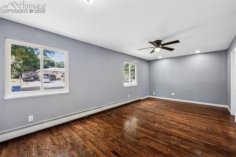 Tiny photo for 547 Loomis Avenue, Colorado Springs, CO 80906 (MLS # 1070561)