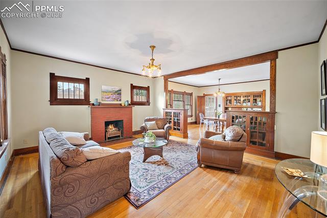 Properties For Sale Listings 1823 W Pikes Peak Avenue