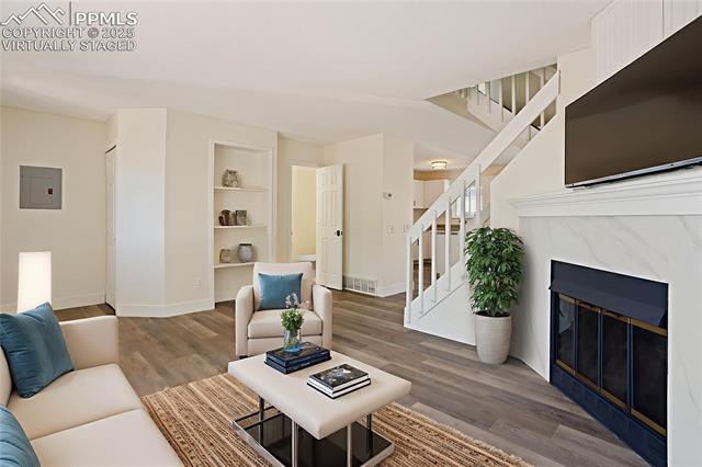 3920 Smoke Tree Drive