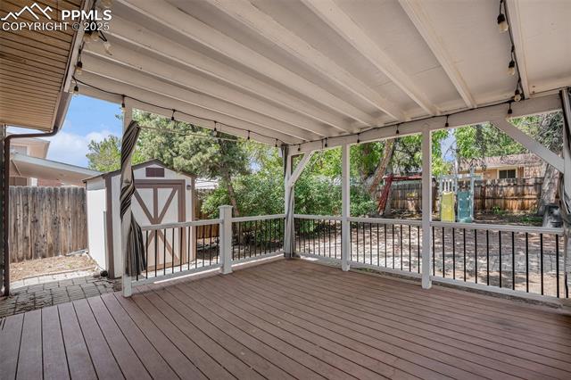 1125 Moffat Circle