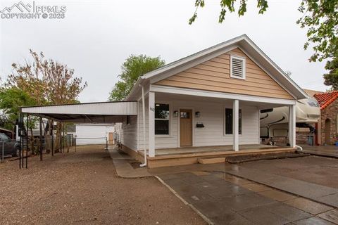 Photo of 1612 E 8th Street, Pueblo, CO 81001 (MLS # 3654156)