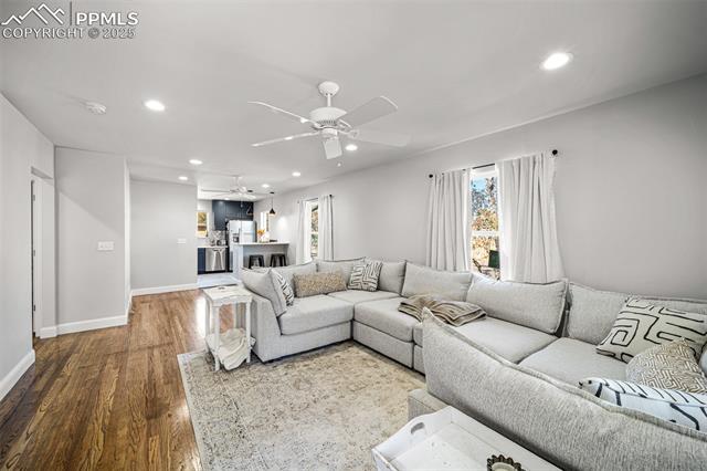 2531 N Greenwood Street