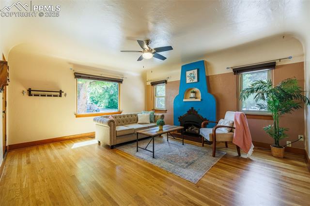 224 N Meade Avenue