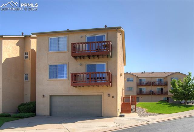 701 Cima Vista Point