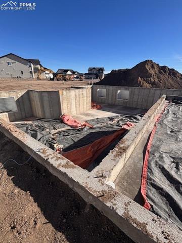 9471 Allouche Street