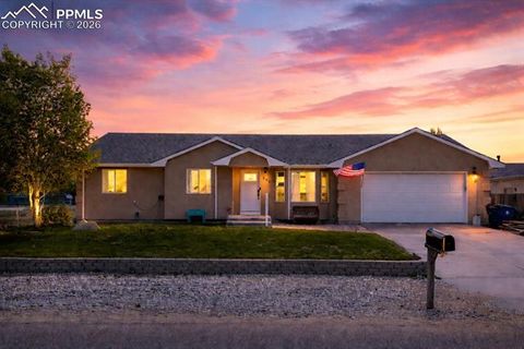 Photo of 692 S Aguilar Drive, Pueblo West, CO 81007 (MLS # 3397940)