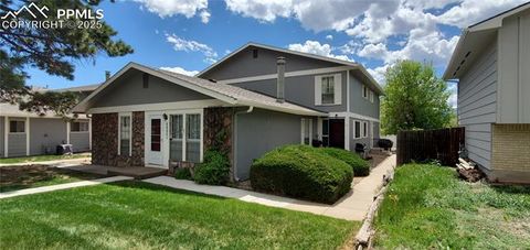 Photo of 4886 Sonata Drive #C, Colorado Springs, CO 80918 (MLS # 7003618) Photo of 4886 Sonata Drive #C, Colorado Springs, CO 80918 (MLS # 7003618)