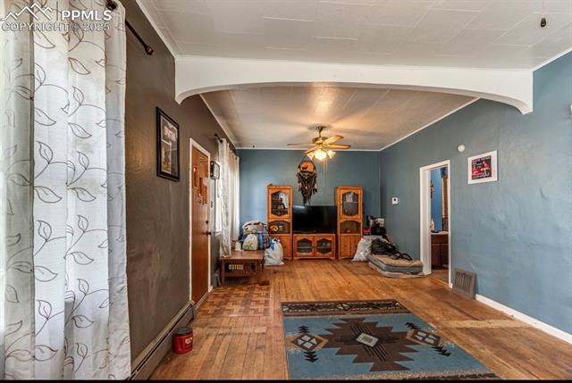 129 E 9th Street