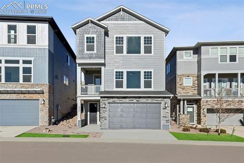 Photo of 4454 Peak Crest View, Colorado Springs, CO 80918 (MLS # 3455140)