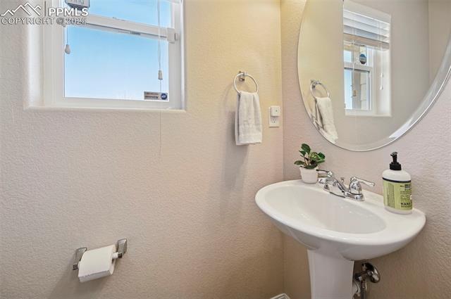 8721 Dry Needle Place